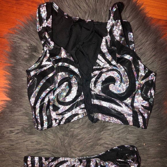 Two piece  bikini - Picture 6 of 7